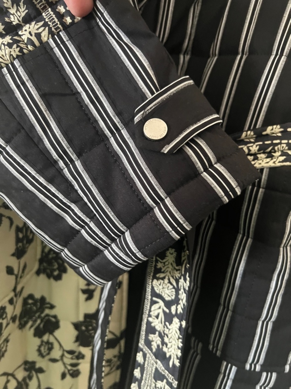 Avec Les Filles Quilted Floral Striped Robe Coat Size M - Picture 6 of 9